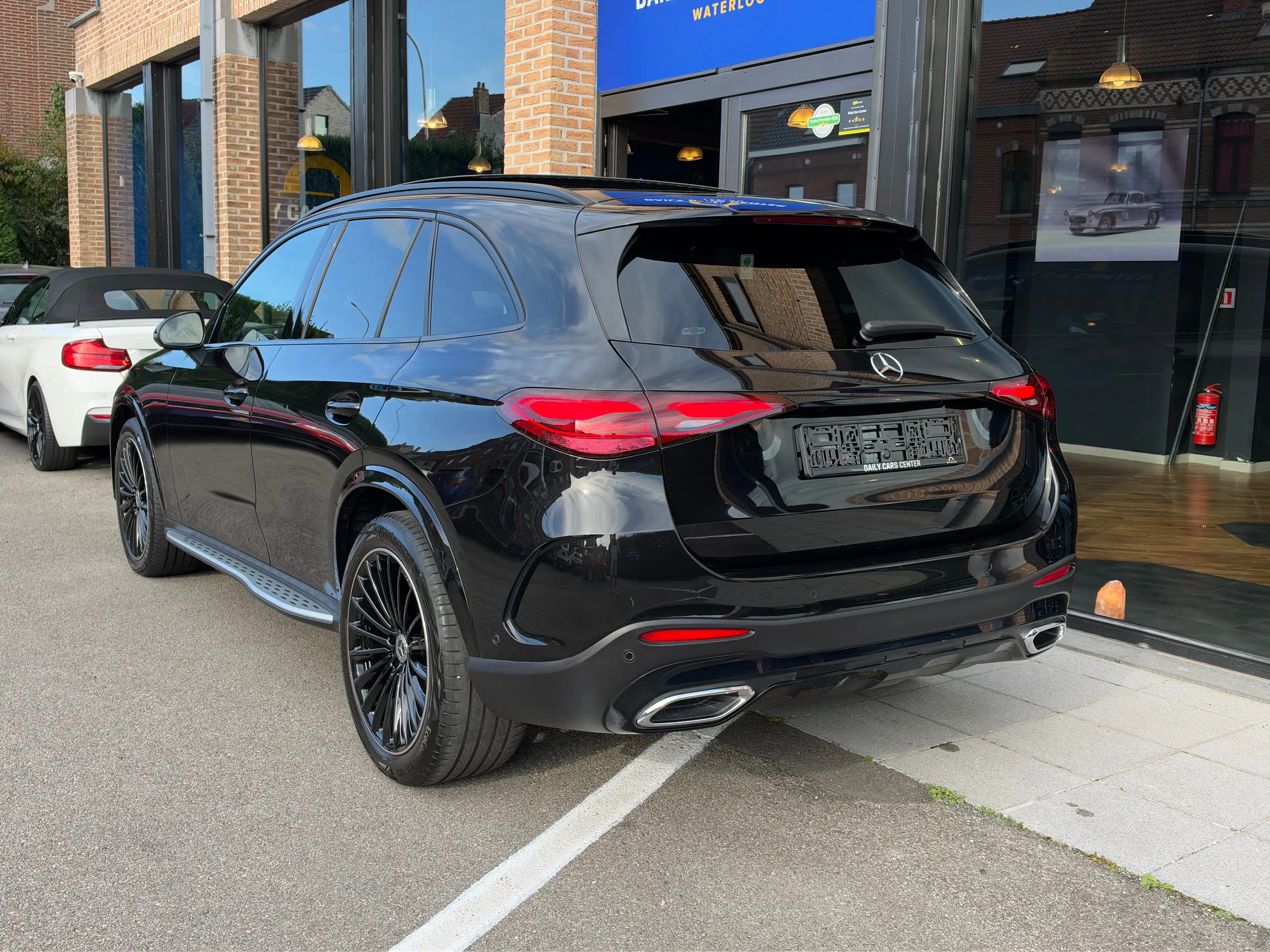 Mercedes-Benz GLC 200 AMG Line 4MATIC I Pano I Ambi I Night pack — photo 5