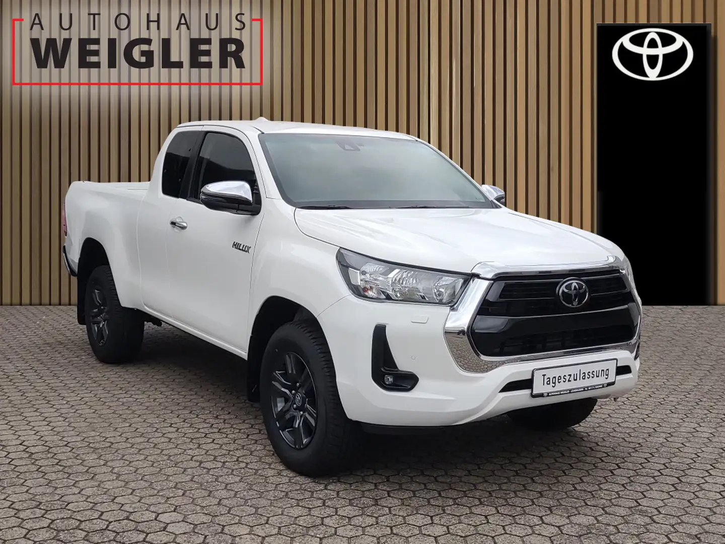 Toyota Hilux 2.8  Extra Cab Comfort 4x4 PDC Smart Con. Beyaz - 2