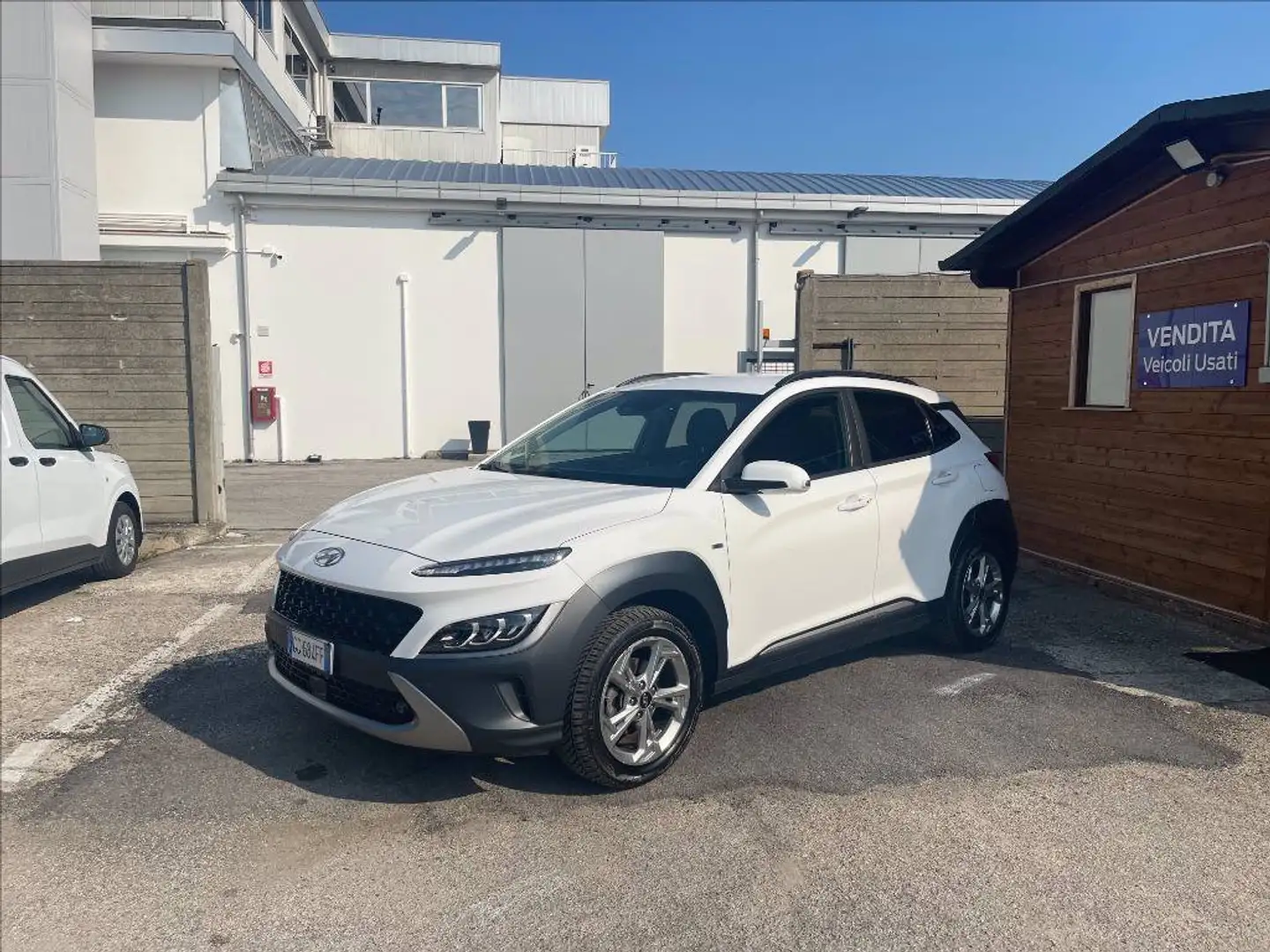 Hyundai KONA 1.6 crdi 48V Xline 2wd 136cv imt Blanco - 1