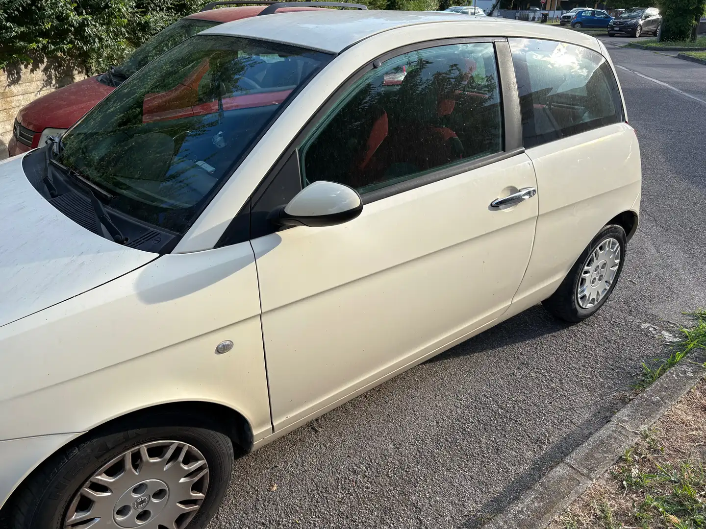 Lancia Ypsilon Ypsilon II 20031.2 8v Желтый - 1