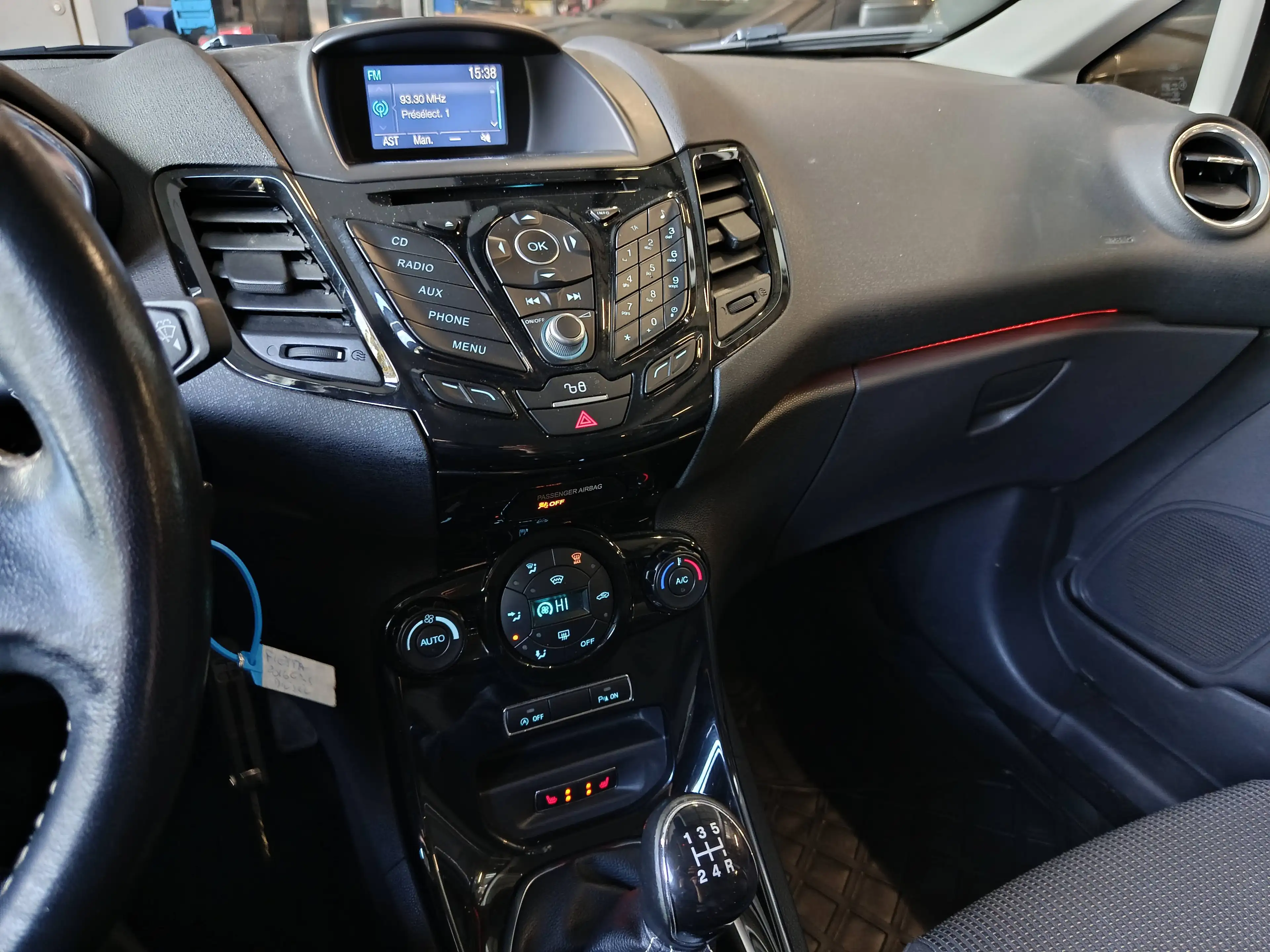 Ford Fiesta Fiesta 1.5 TDCi Titanium ECOnetic S/S — photo 6