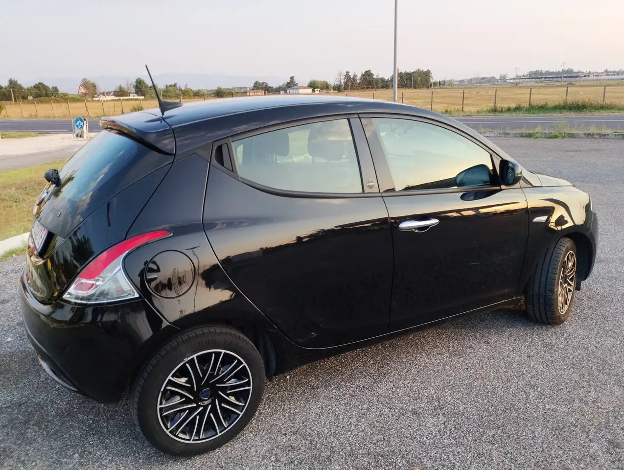 Lancia Ypsilon 2022