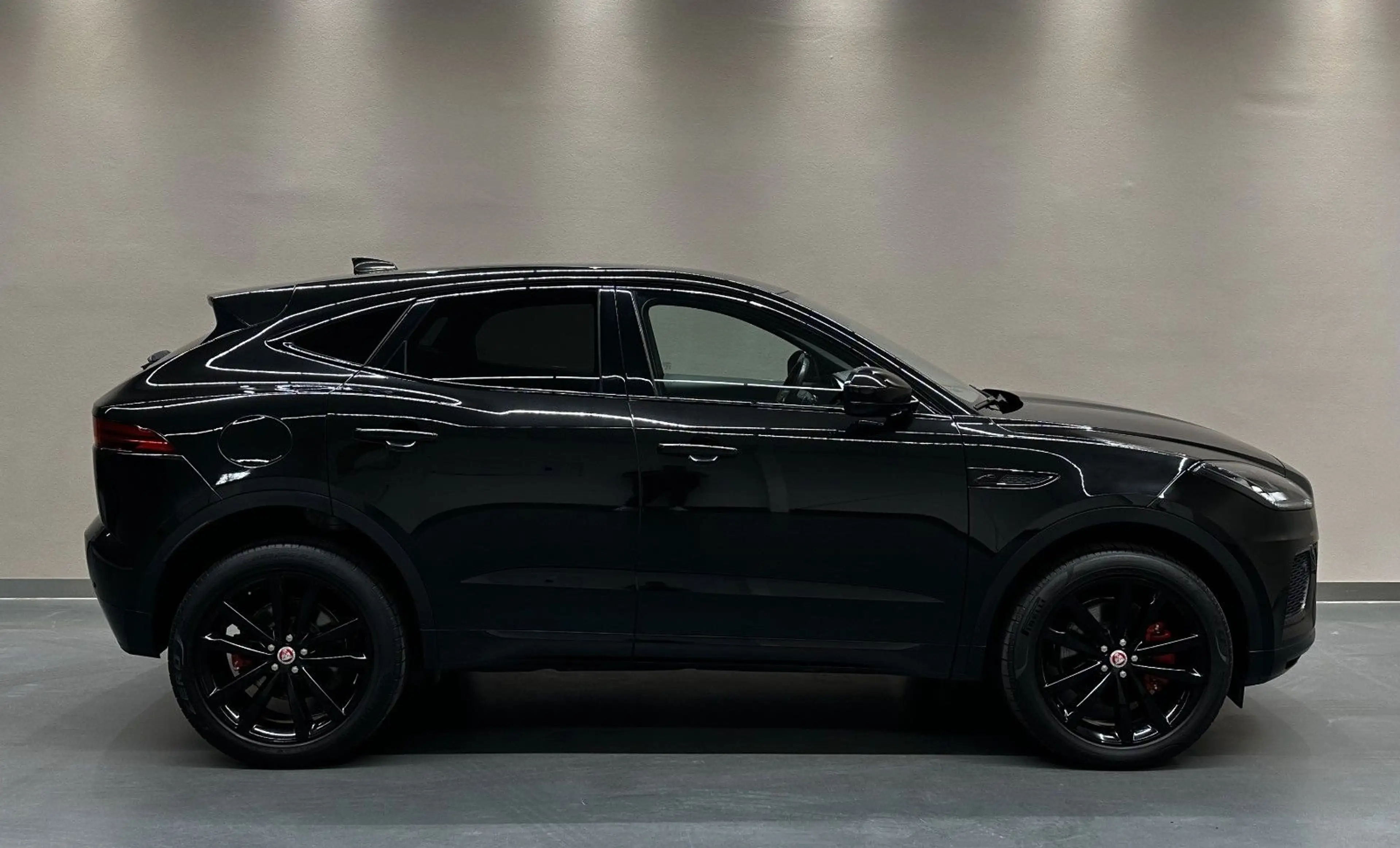 Jaguar E-Pace E-PACE P300e R-Dynamic S AWD *1.HAND*MEMORY*SHZ* — photo 7