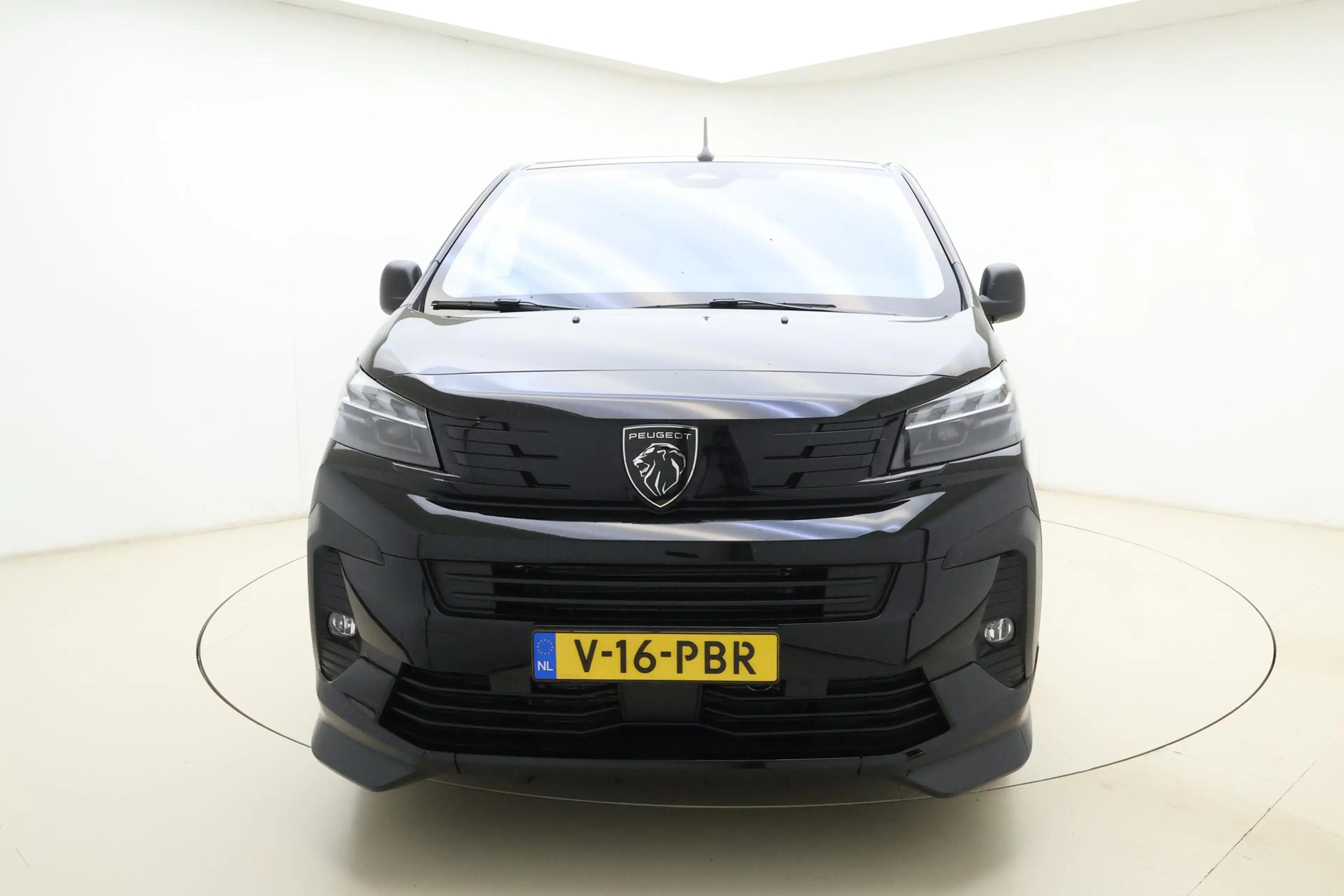 Peugeot e-Expert EV L2 75 kWh DEMO | STX Sport Pakket | Laadruimte — photo 7