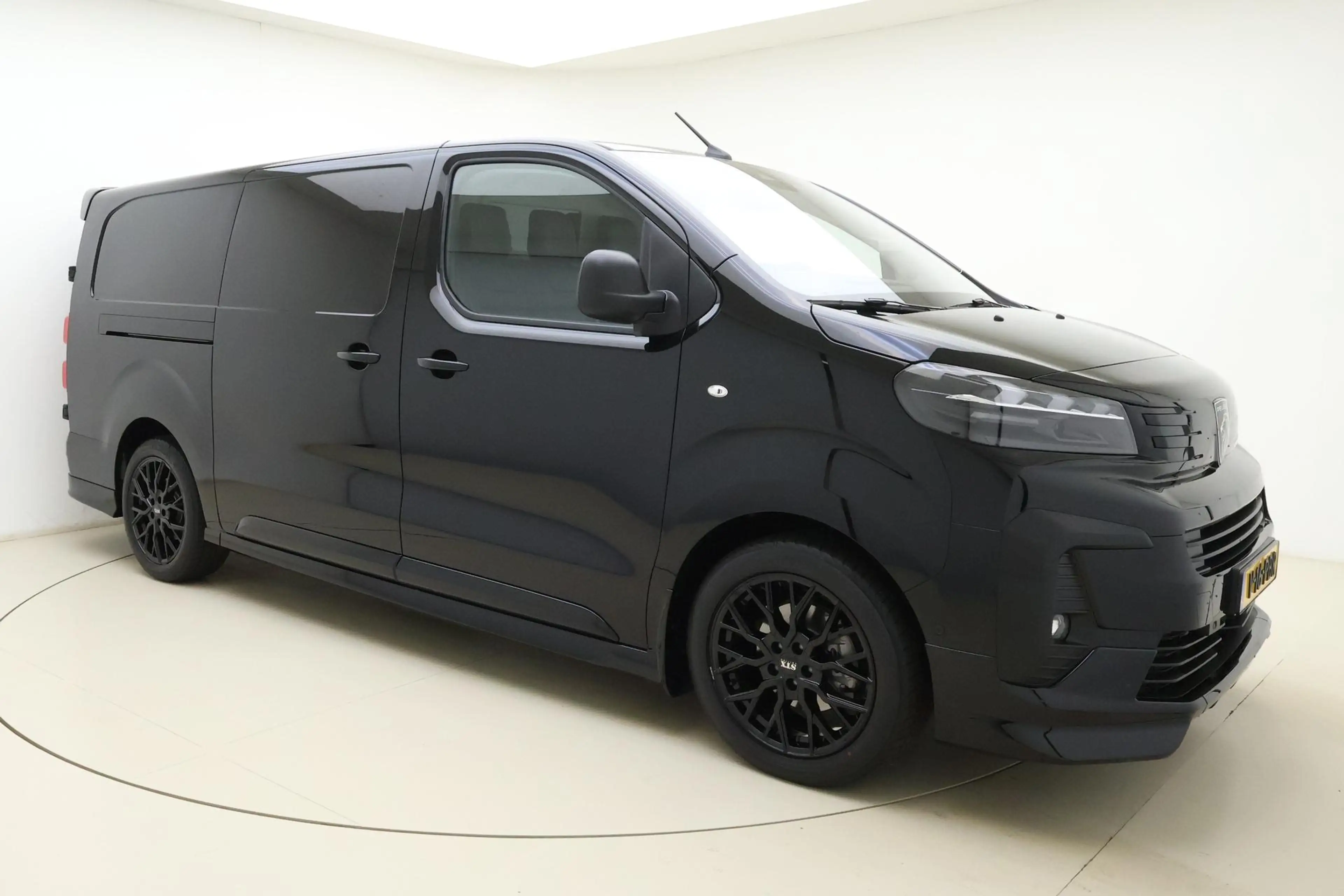 Peugeot e-Expert EV L2 75 kWh DEMO | STX Sport Pakket | Laadruimte — photo 9