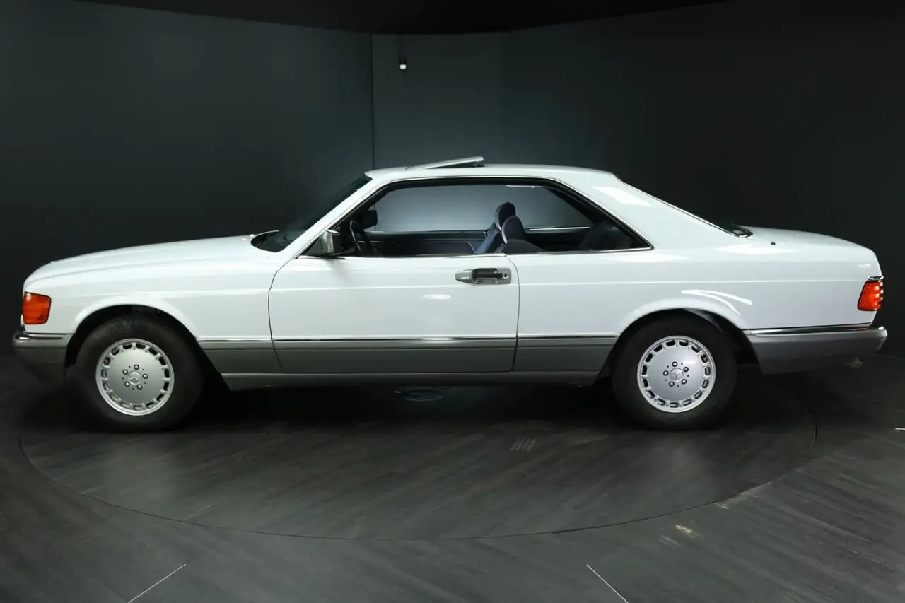 Mercedes-Benz 560 SEC, foto 3