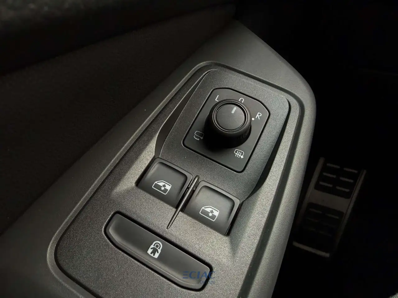 Volkswagen Caddy PHEV Maxi Style 7plaats DSG 11497KM Garantie, миниатюра 15