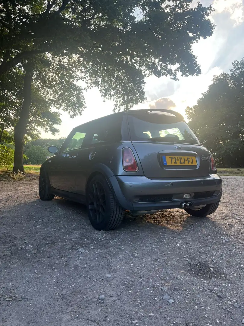 MINI Cooper 1.6 Cooper S Grijs - 2