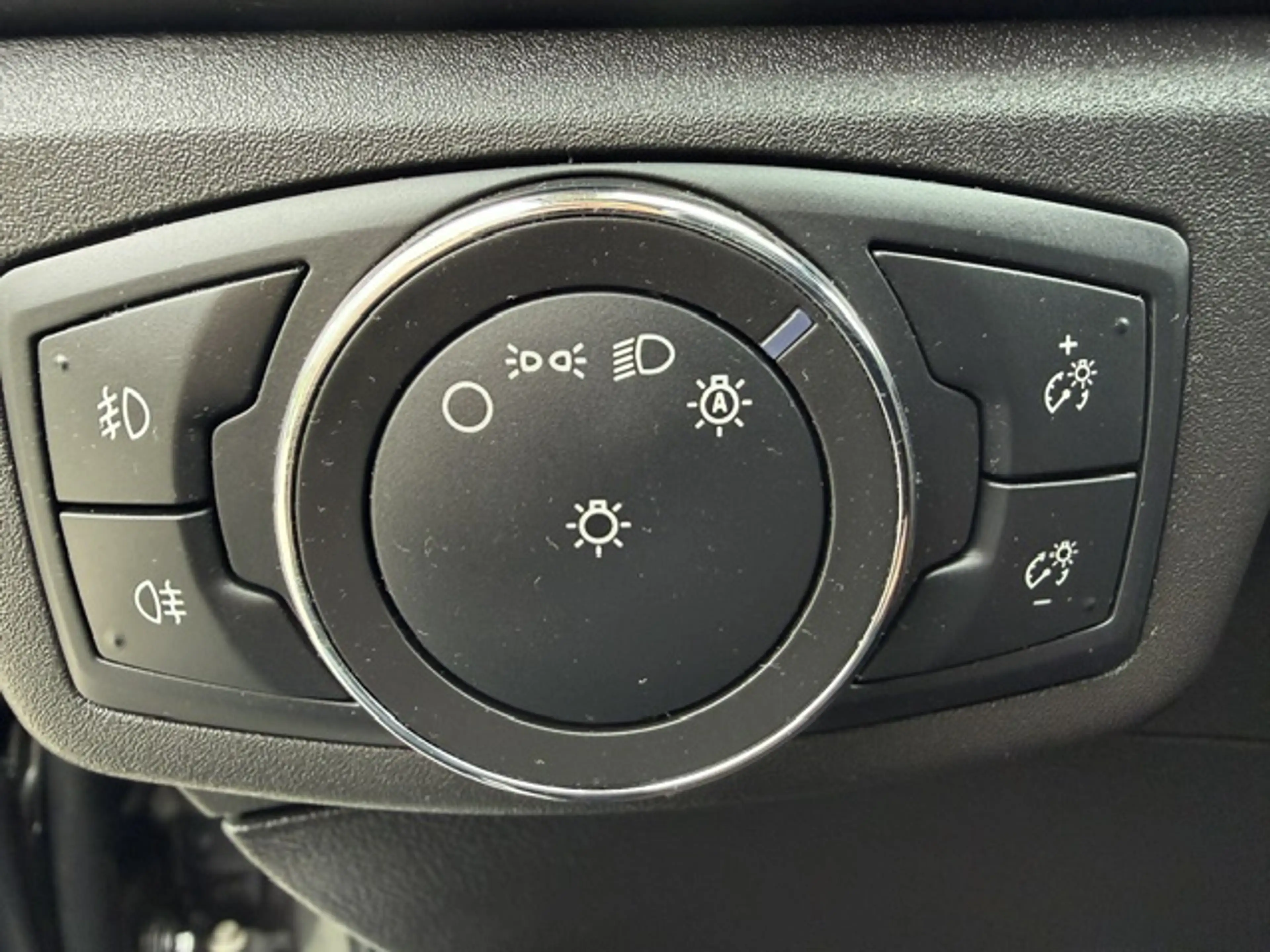Ford Mondeo Titanium - — photo 15