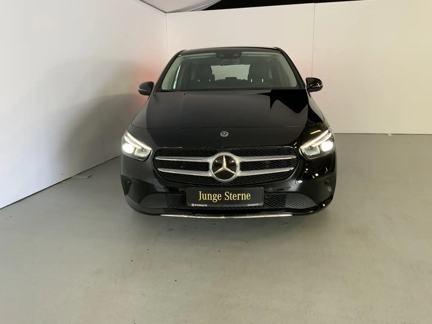 Mercedes-Benz B 200 B 200 Prog Distr RüCam LED MBUX Prem Navi Autom. Negro - 2