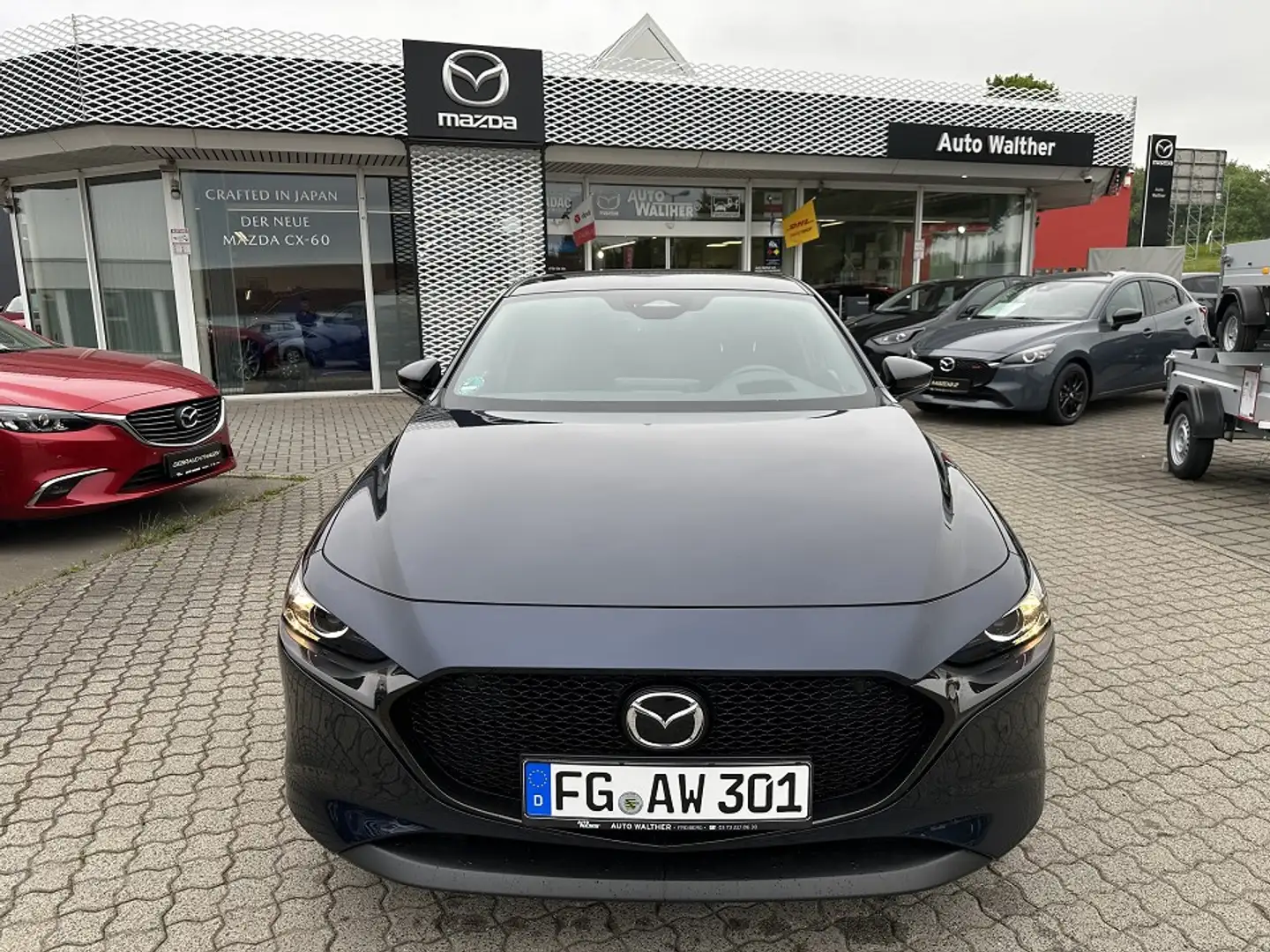 Mazda 3 5HB 2.5L e-SKYACTIV G 140ps 6MT FWD Homura Blau - 2