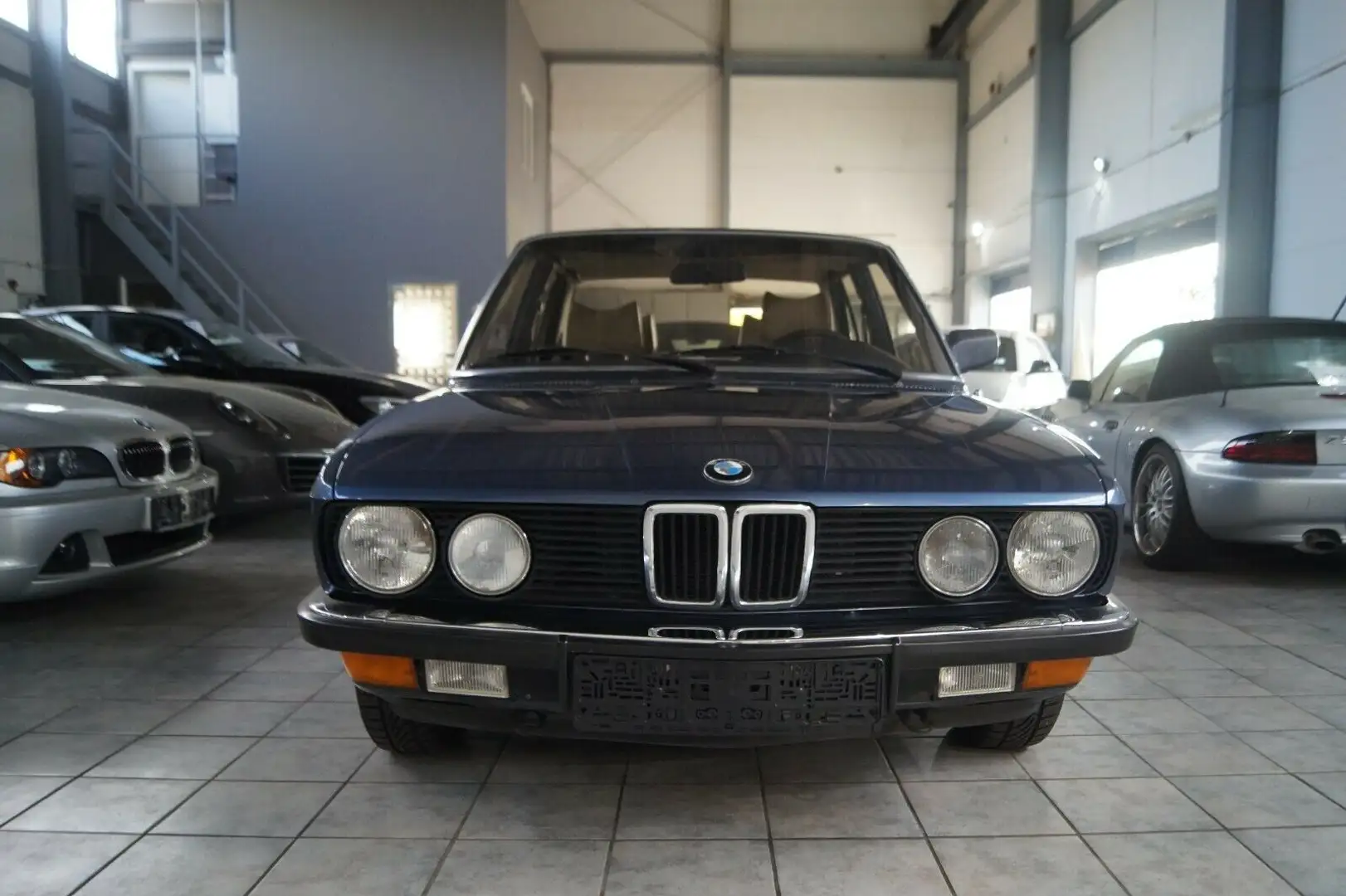 BMW 525 i*Orginalzustand*Aus 1.Hand*H-Zulassung*SD* Blau - 2