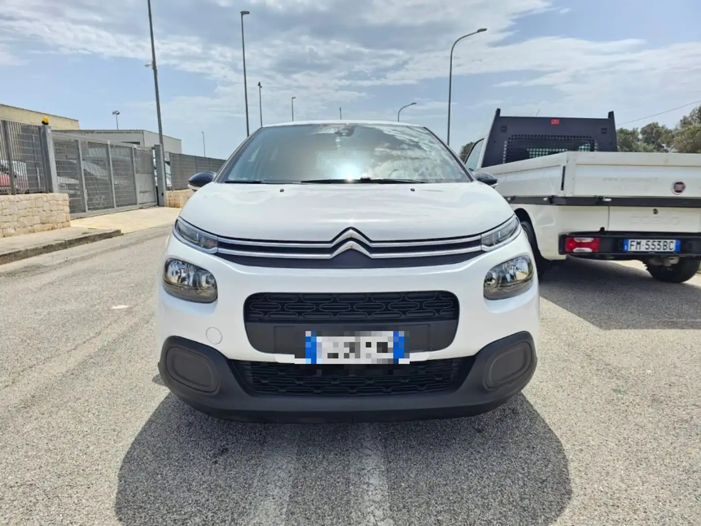 Citroen C3 BlueHDi 100 S&S Business 2 POSTI Blanc - 2