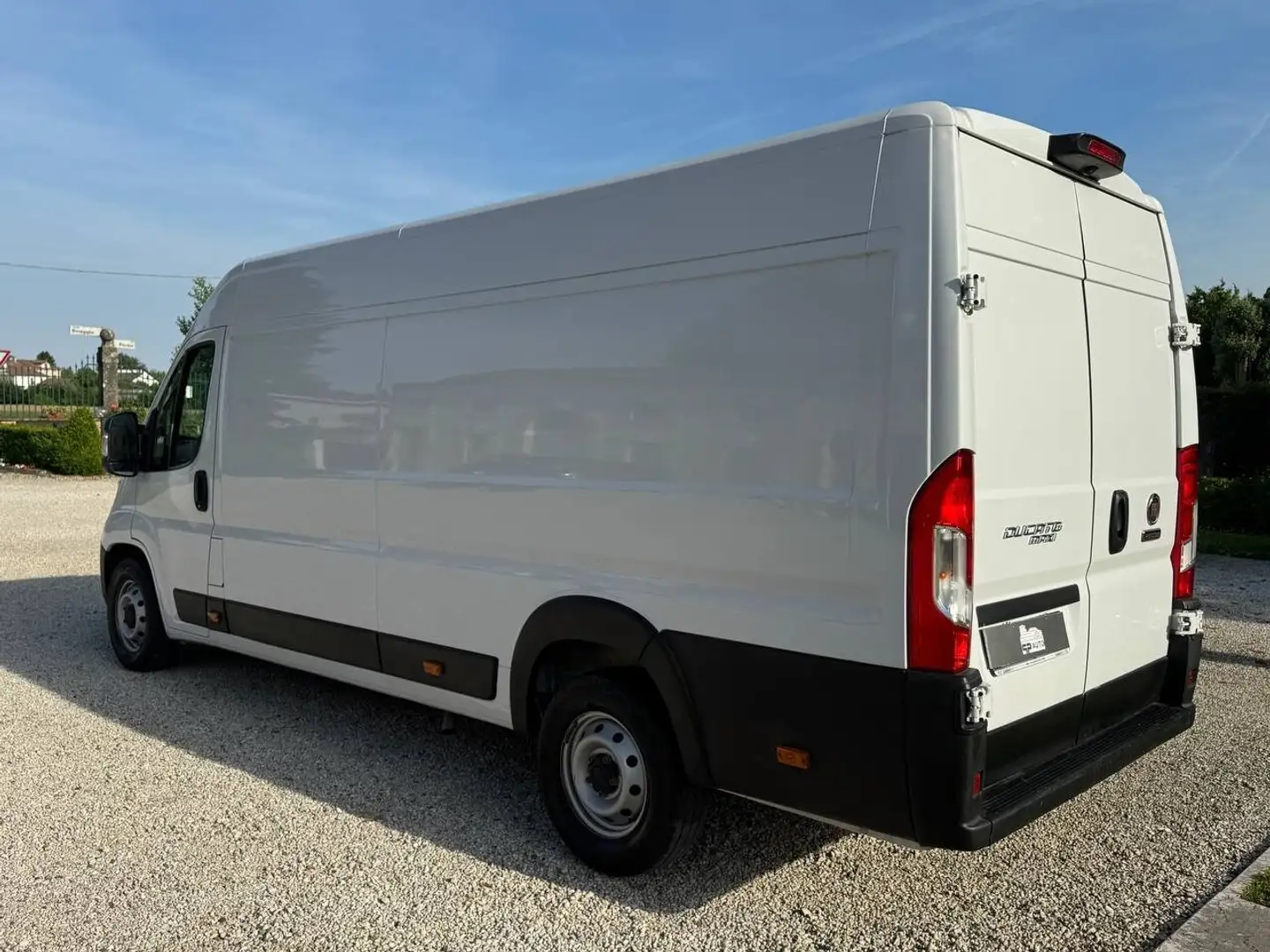 Fiat Ducato Ducato MAXI 35 XL H2 2.2 Mjt 160CV Furgone Bianco - 2