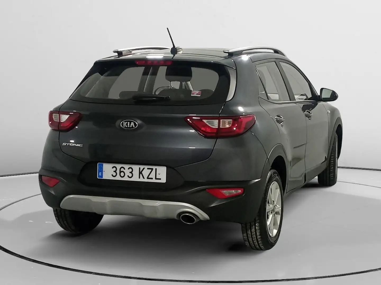 Kia Stonic Business Gris - 2