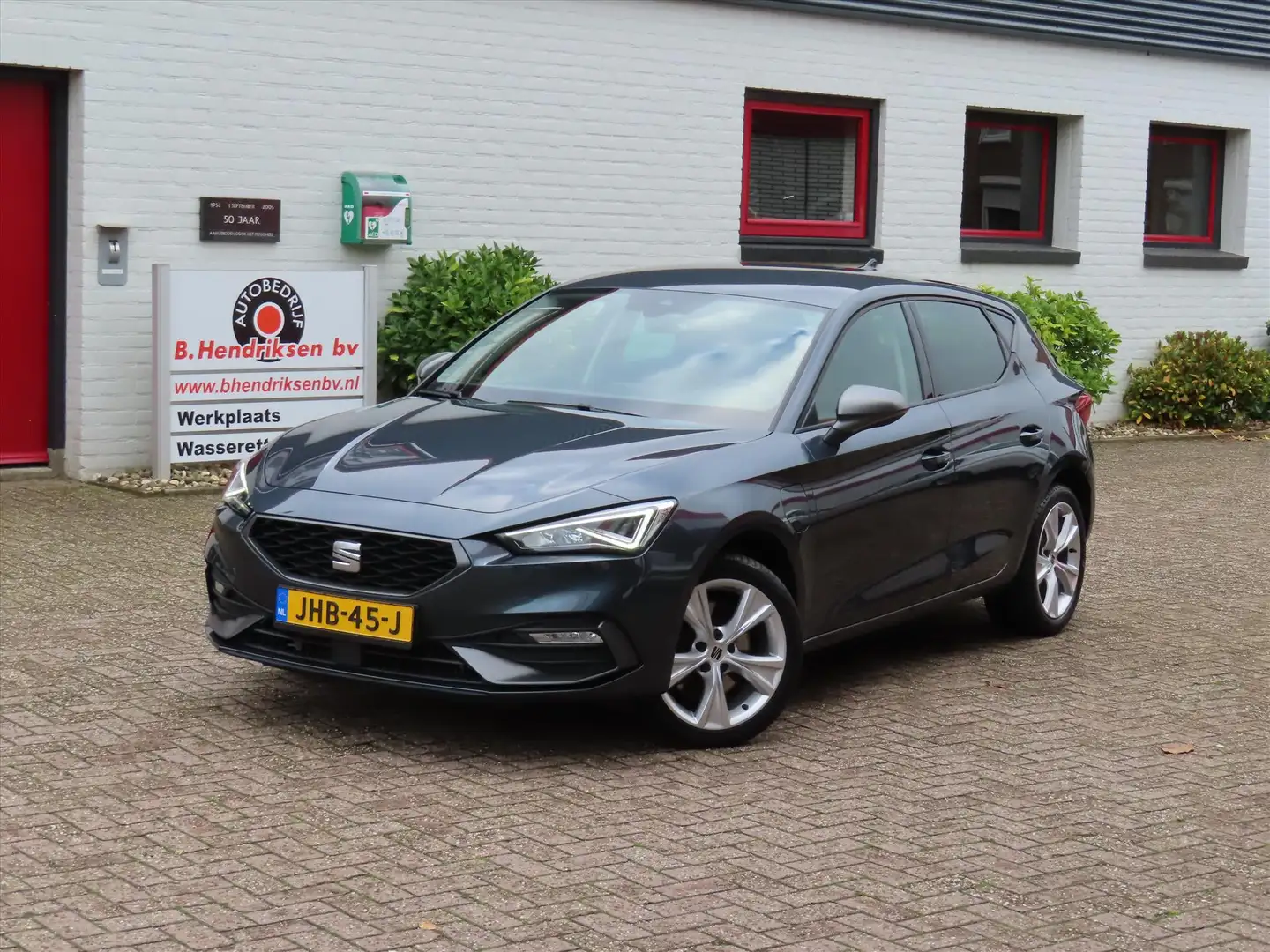 SEAT Leon e-Hybrid 1.4 TSI PHEV 204pk DSG-6 FR Business Intense/ SOH Gris - 1