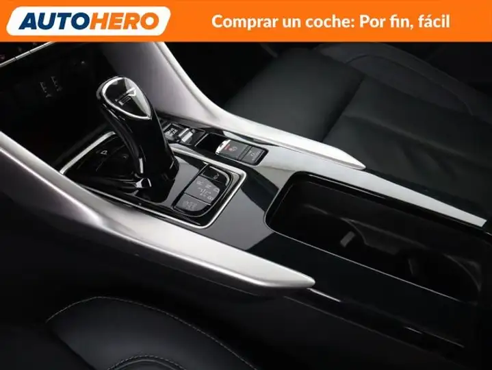 Mitsubishi Eclipse Cross 2023, foto 27