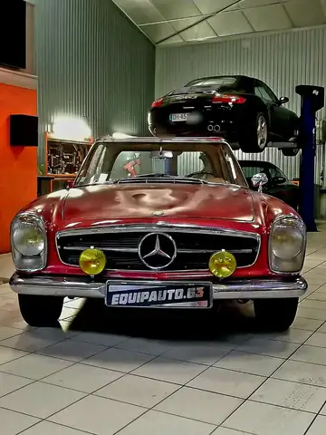 Mercedes-Benz 250