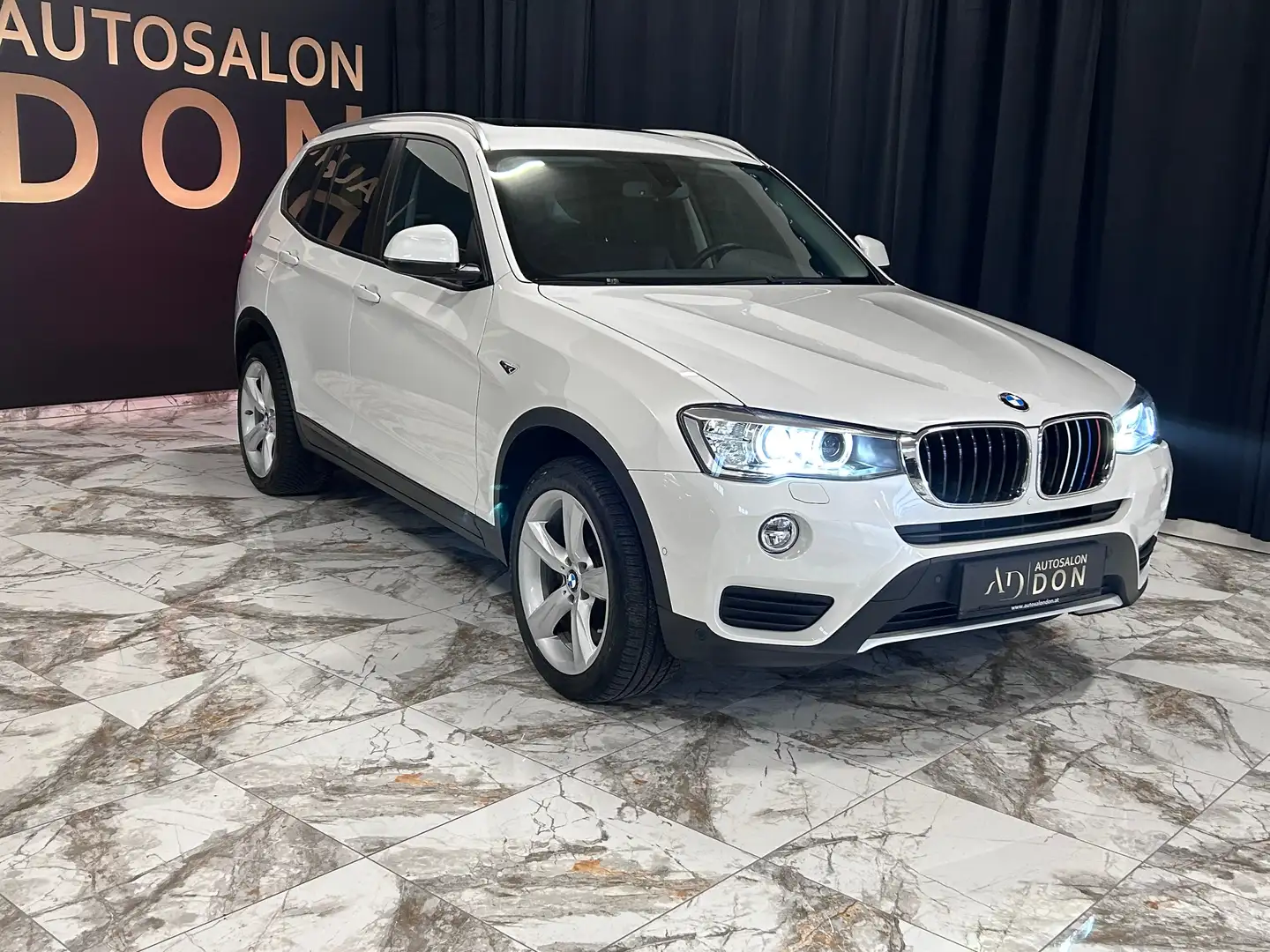 BMW X3 xDrive 20 d Advantage Weiß - 1