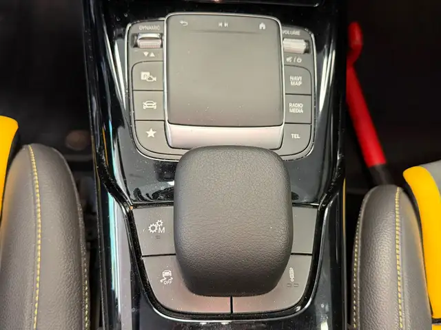 Mercedes-Benz Cla view 16