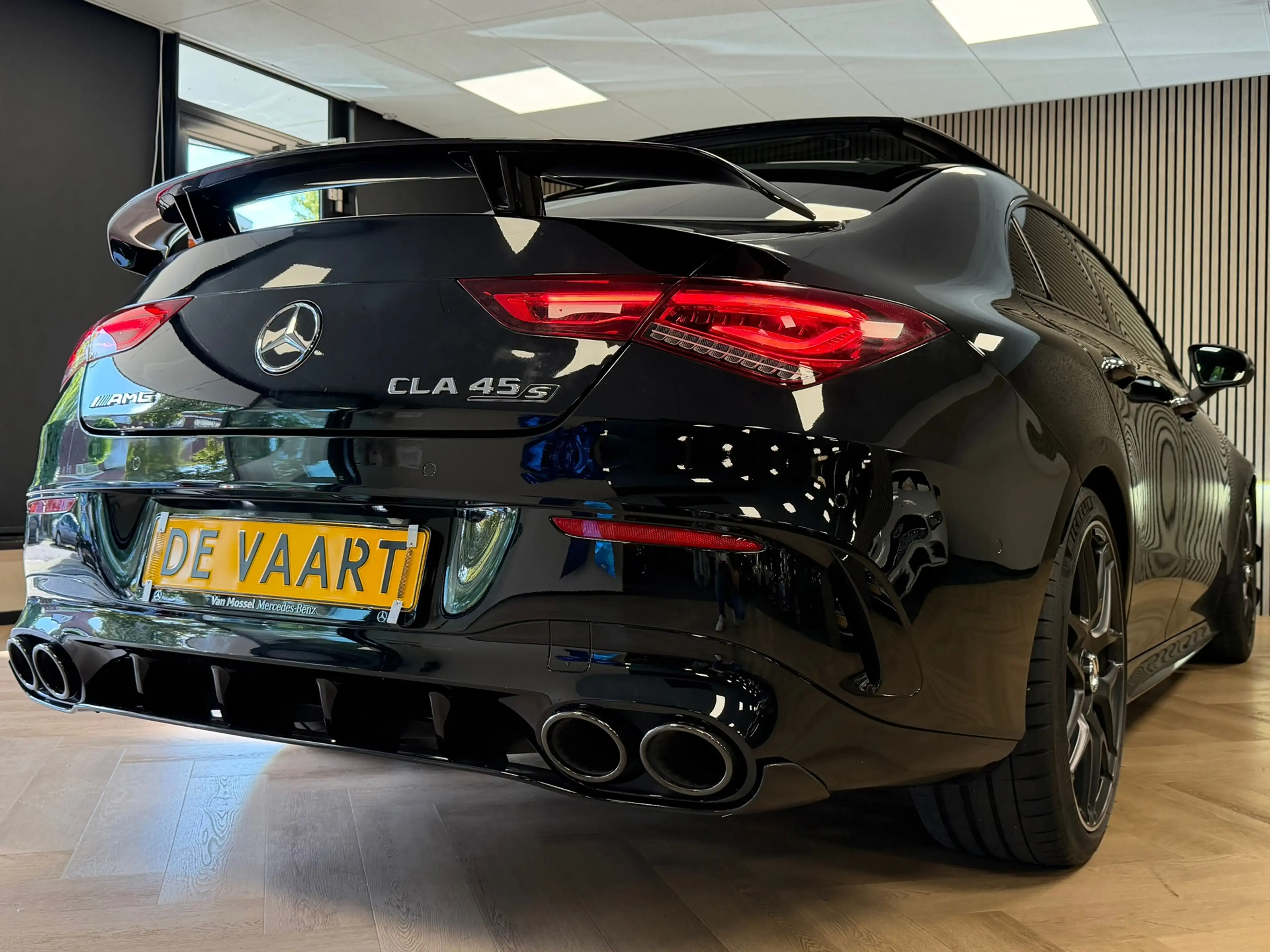 Mercedes-Benz CLA 45 AMG S 4MATIC+ AUT. PANORAMADAK HEAD-UP MULTIBEAM-LED M — photo 7