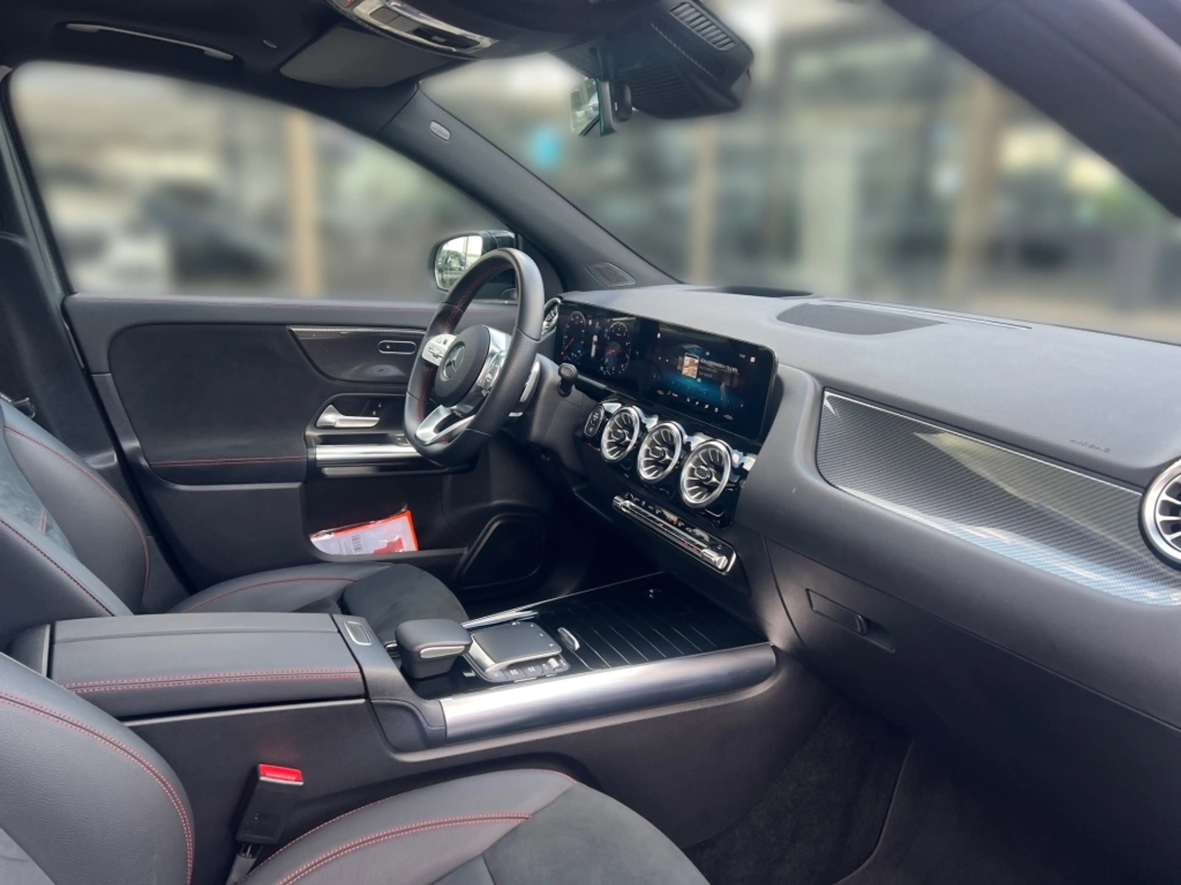 Mercedes-Benz GLA 250 4M — photo 9