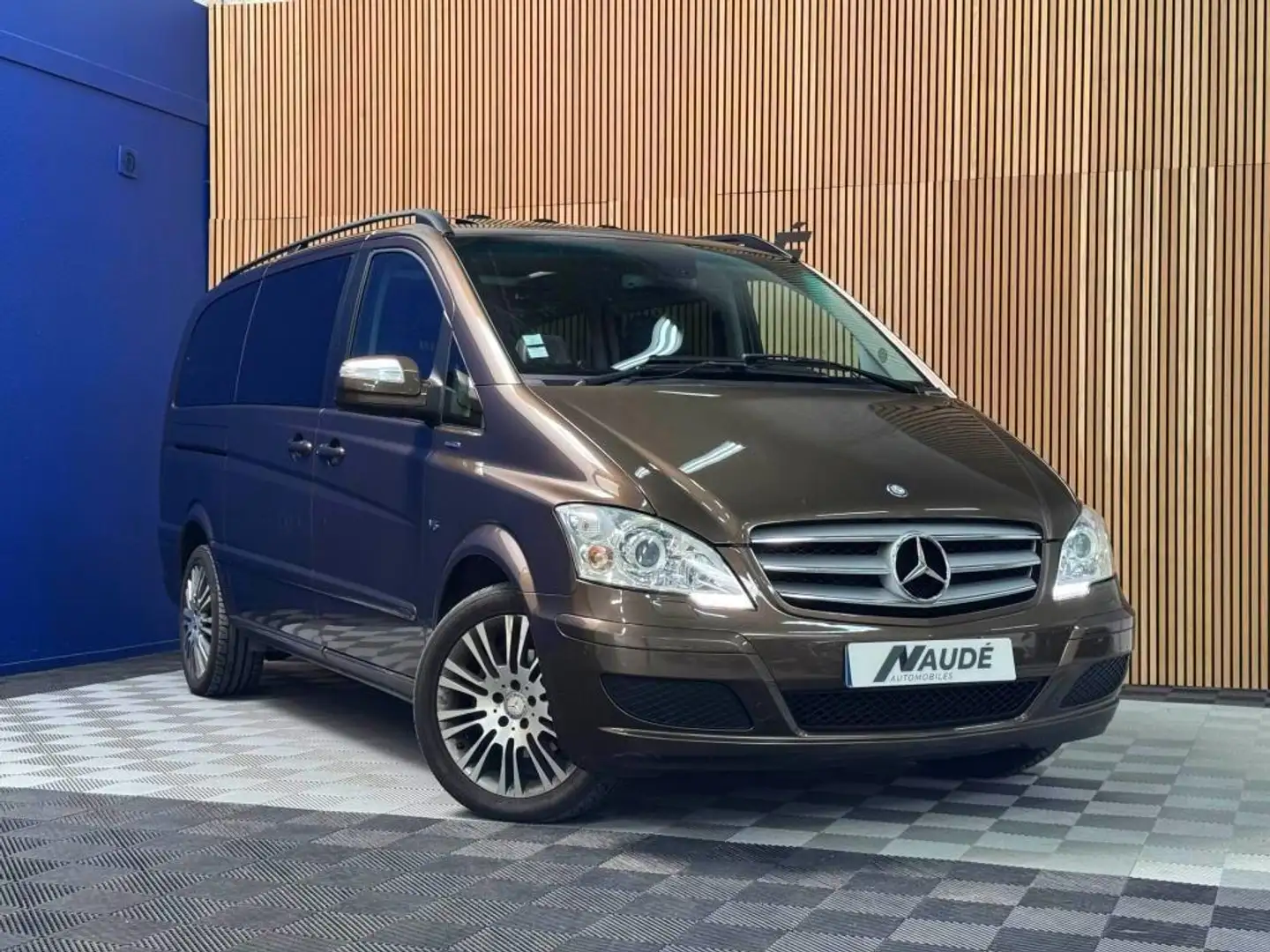 Mercedes-Benz Viano Long V6 3.0 CDI 224 CH AMBIENTE - Moteur changé Marrón - 1