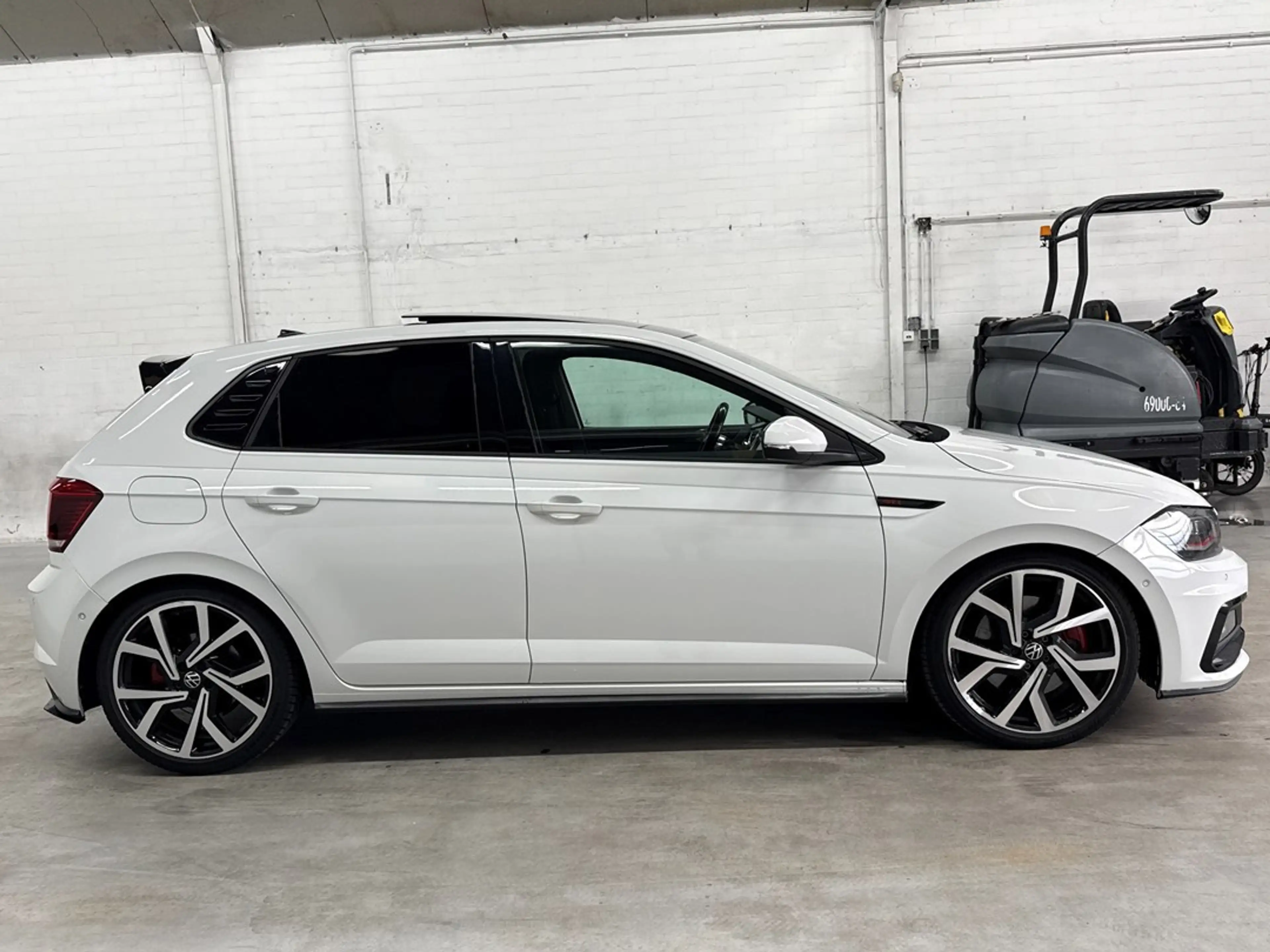 Volkswagen Polo GTI 2.0 TSI | Panoramadak | Xenon Led | Bose | Camera — photo 6