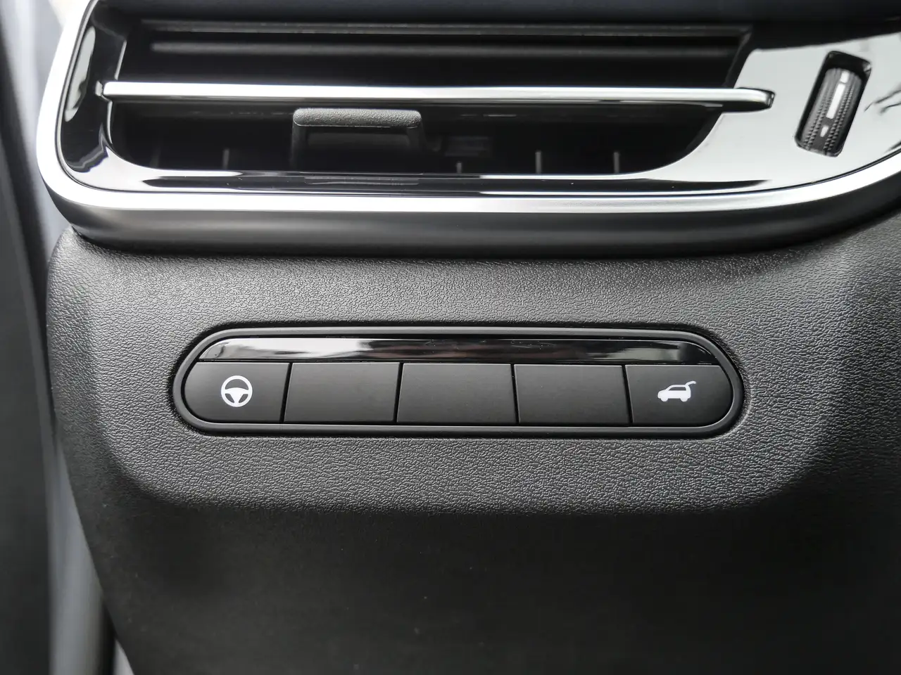 Infiniti QX60 снимка Infiniti QX60