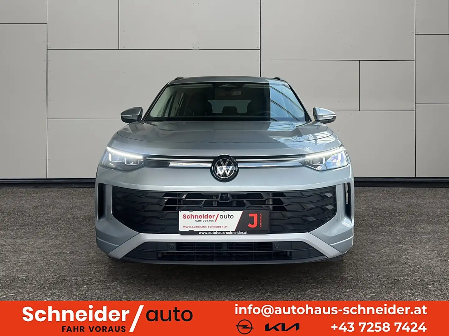 Volkswagen Tayron 1,5 eTSI ACT Life+Winterpaket DSG Silber - 2
