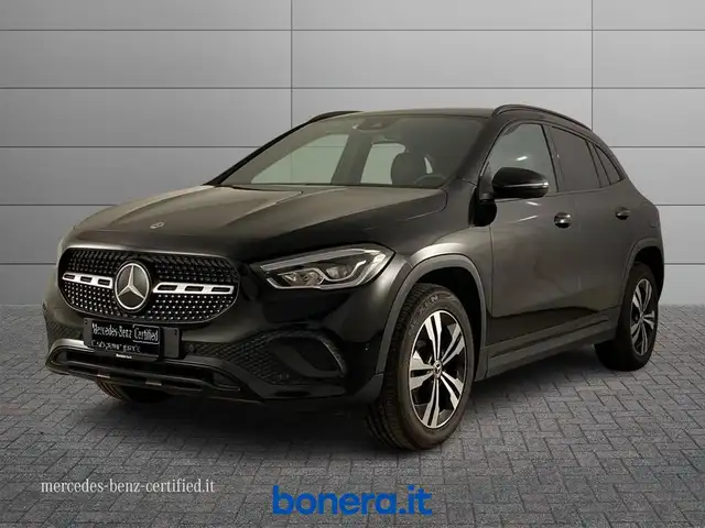Mercedes-Benz Gla main image