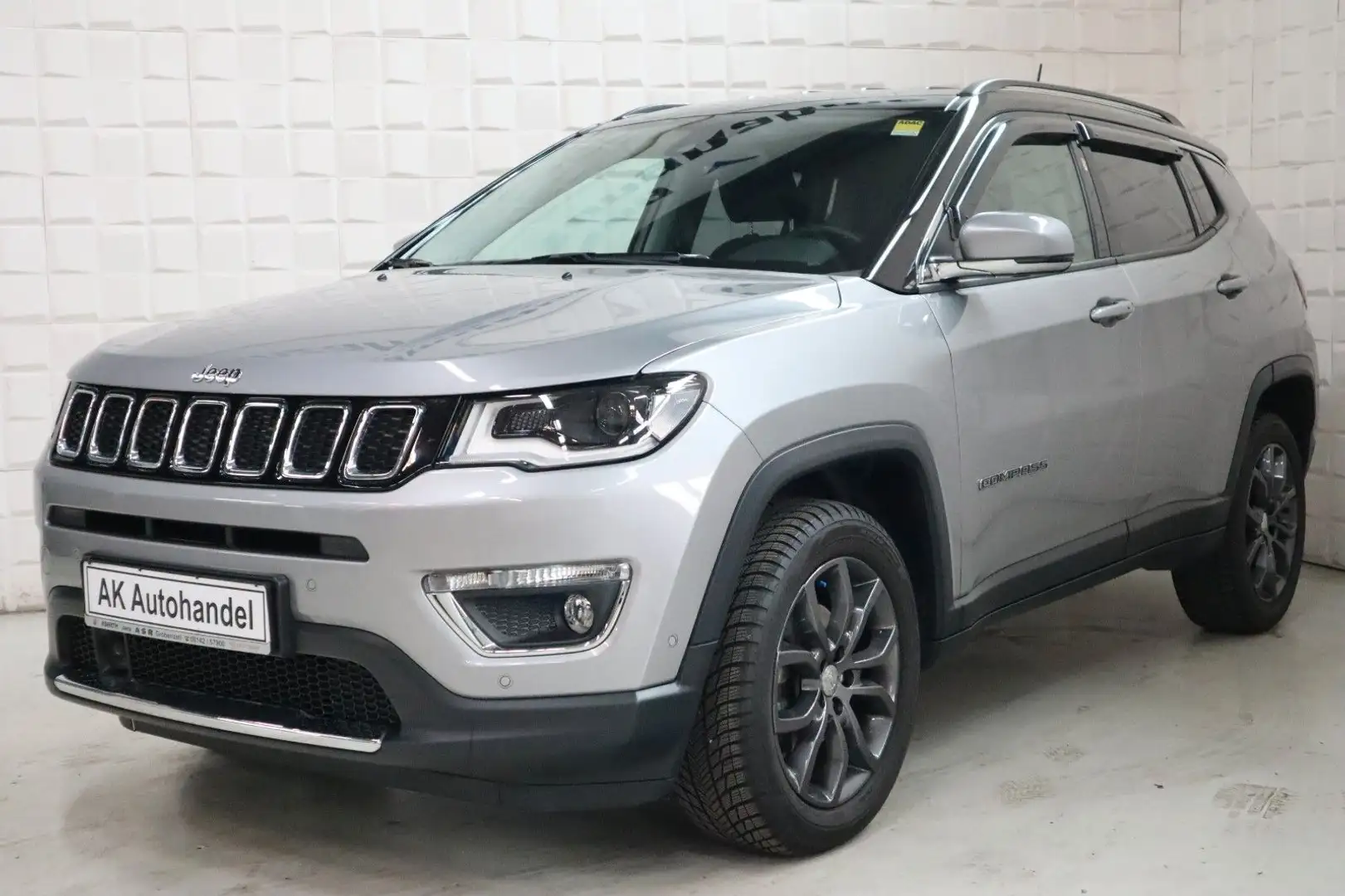 Jeep Compass Limited 4WD,Xenon,Kamera,Automatik,Leder Silber - 1