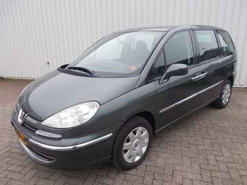 2.0 SR ( NW. APK KEURING BIJ VERKOOP )