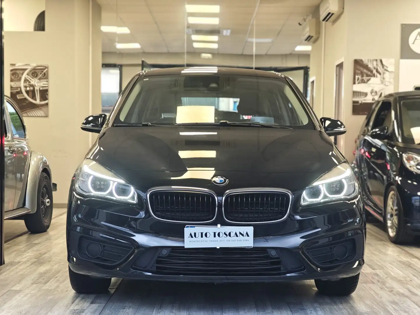 BMW 218 Serie 2  Gran Tourer 218d Gran Tourer Luxury busin Zwart - 1