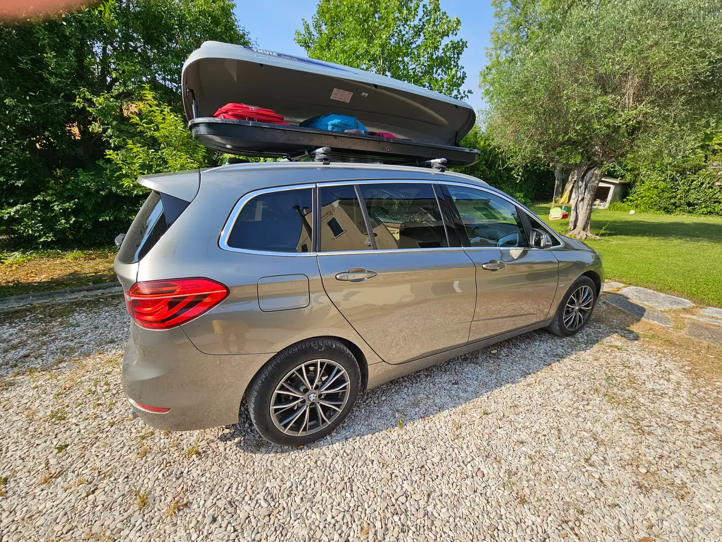 BMW 220 Serie 2 Gran Tourer 220d Gran Tourer xdrive Luxury Grigio - 2