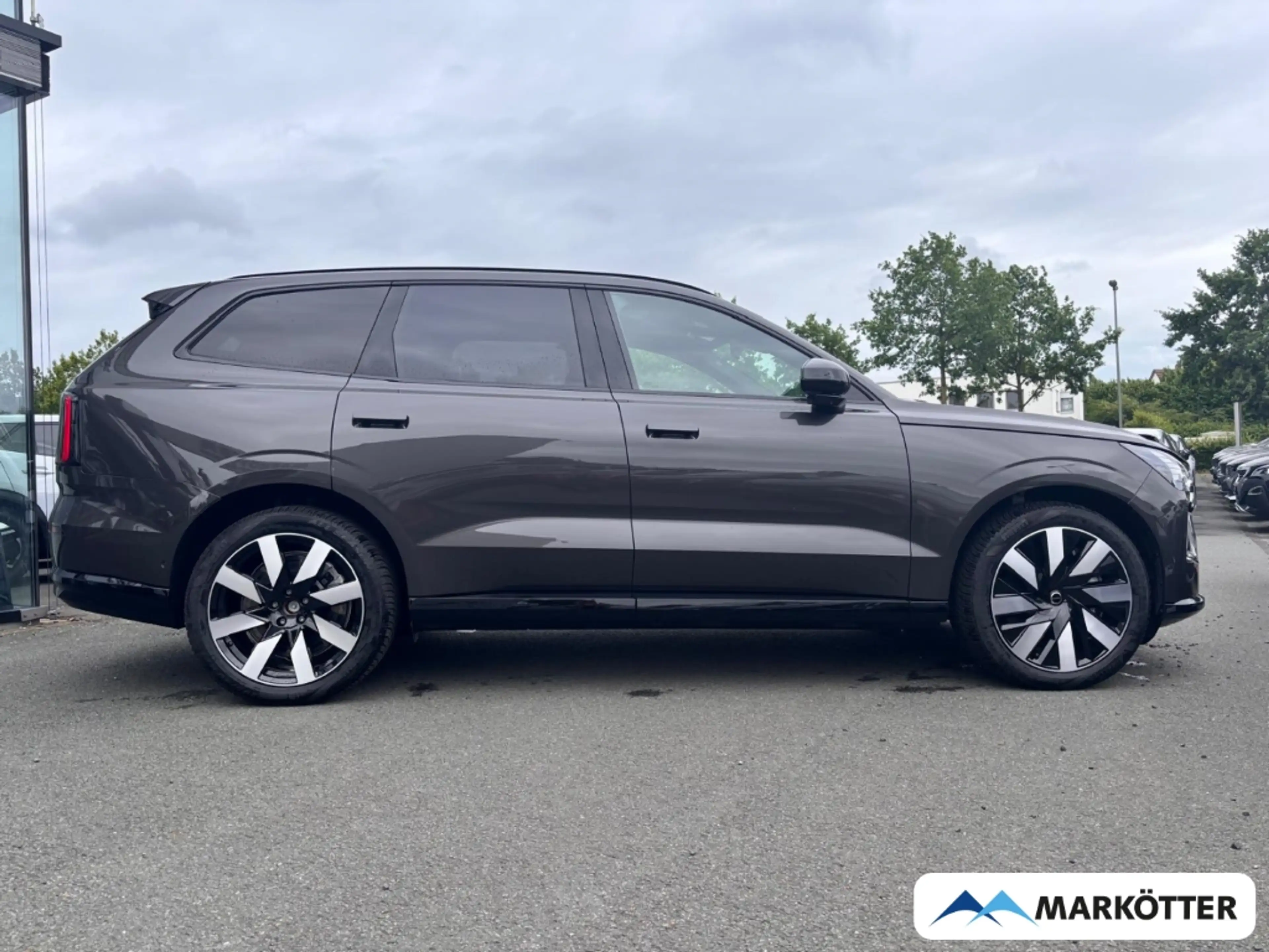 Volvo EX90 AWD Ultra Performance Pure Electric 7-Sitz. — photo 2