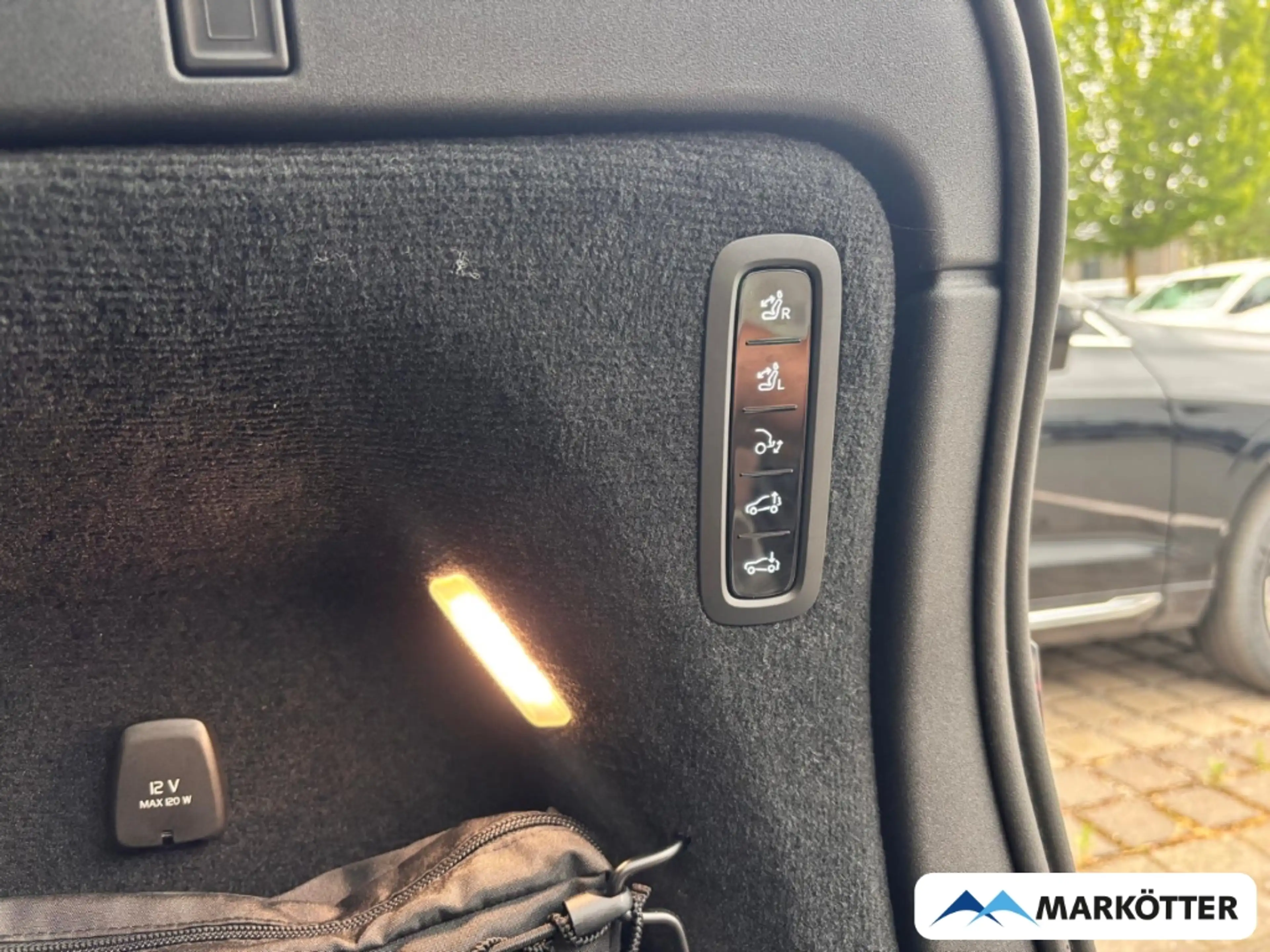 Volvo EX90 AWD Ultra Performance Pure Electric 7-Sitz. — photo 8