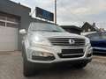 SsangYong Rexton Rexton W Executive 4WD nur 46000KM Plateado - thumbnail 3
