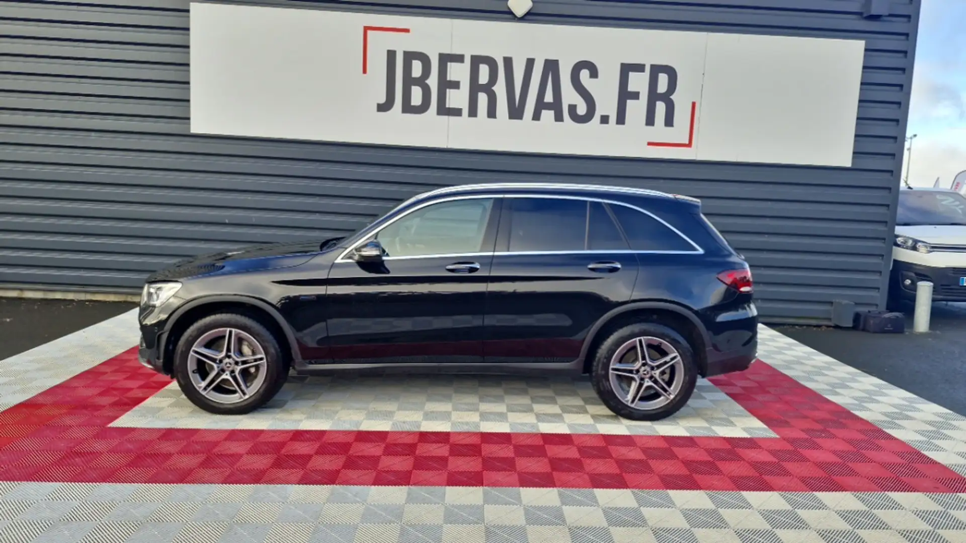 Mercedes-Benz GLC 300 300 DE 9G-TRONIC 4MATIC AMG LINE Noir - 2