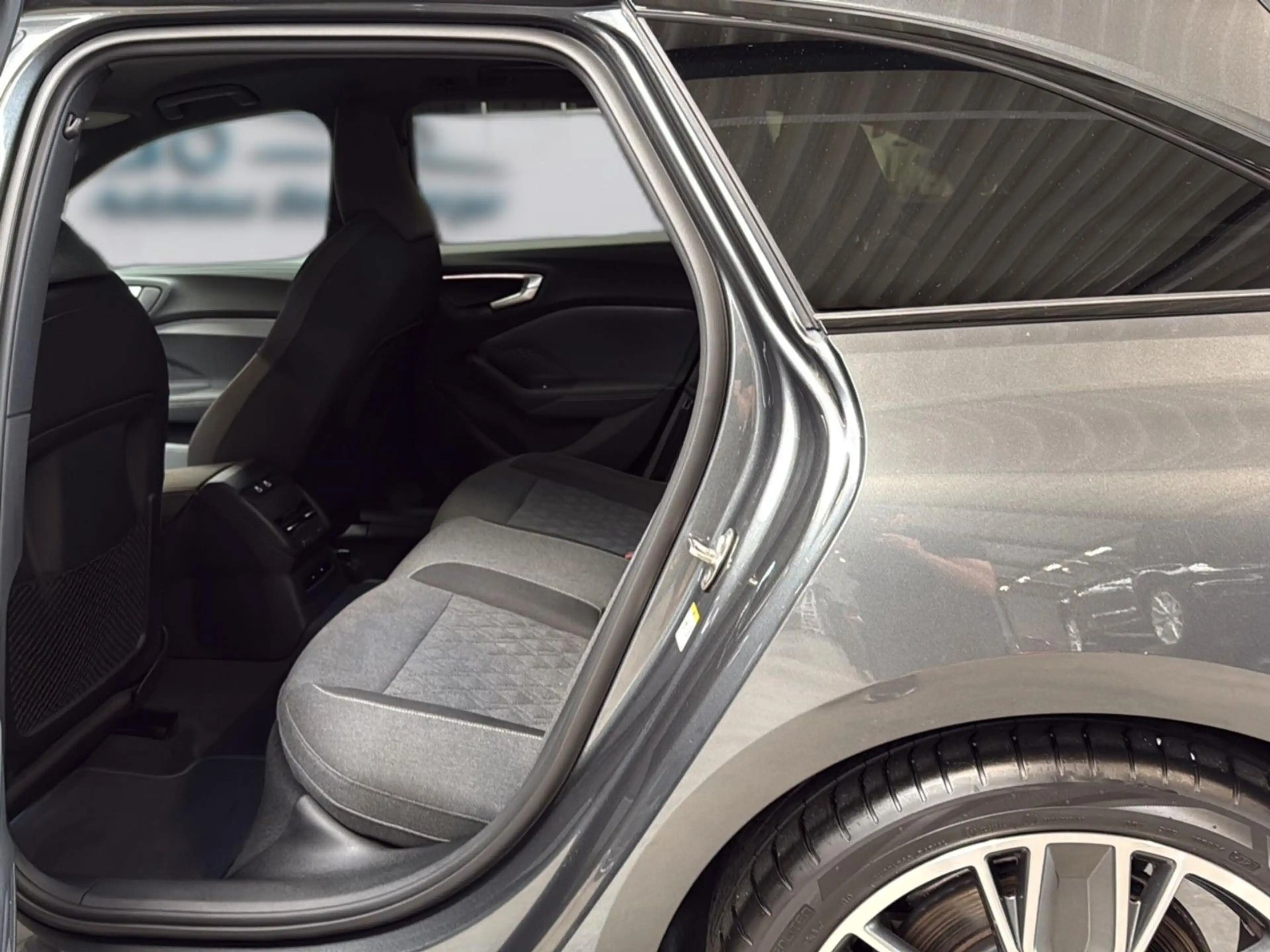 Audi A5 40 TDI Avant S-Line Plus 360° Matrix LED ACC — photo 9