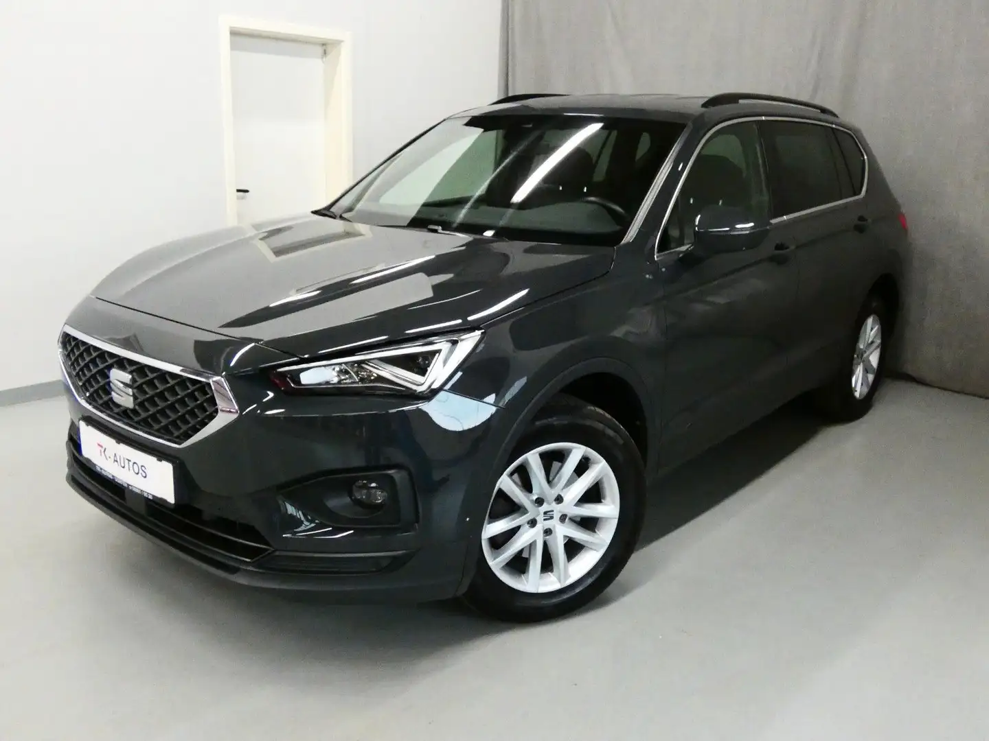 SEAT Tarraco 2.0 TDI Style,1.Hand,Navi,LED,ACC,AHK Grijs - 1
