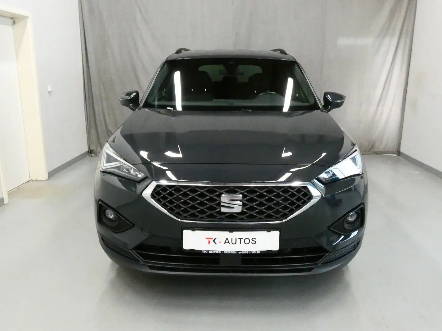 SEAT Tarraco 2.0 TDI Style,1.Hand,Navi,LED,ACC,AHK Grijs - 2