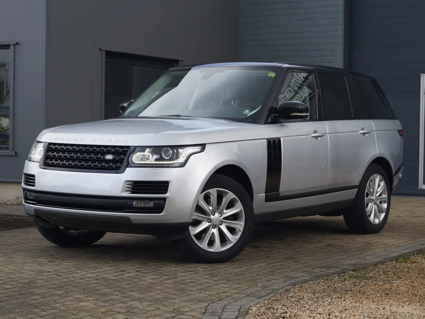 Land Rover Range Rover 3.0 TDV6 Vogue Pano /360 camera/Full// Zilver - 1