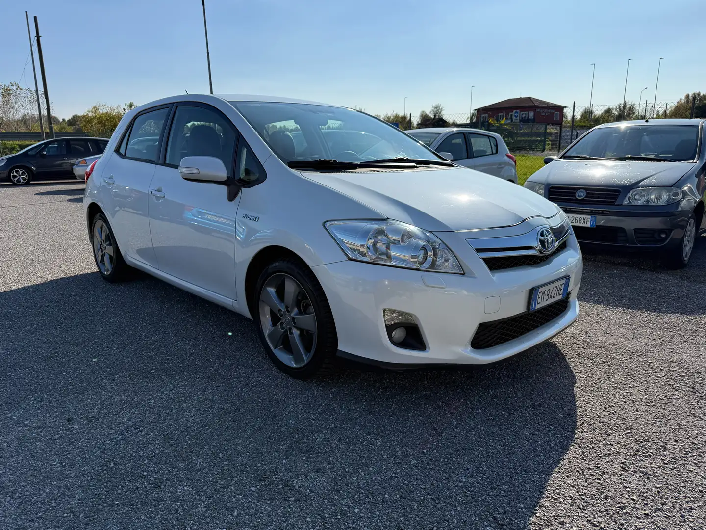 Toyota Auris 2012 5p 1.8 hsd Executive Wit - 2