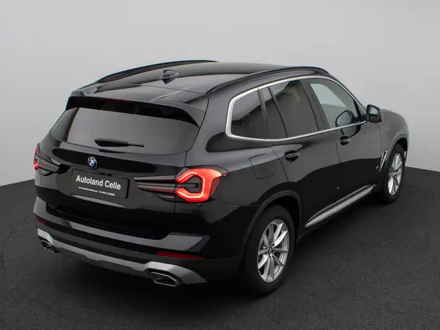 BMW X3 view 7