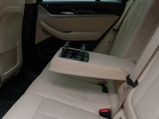 BMW X3 view 28