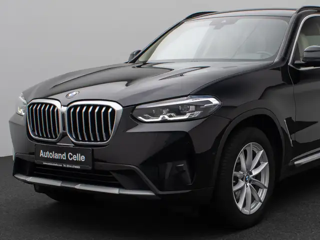 BMW X3 view 17