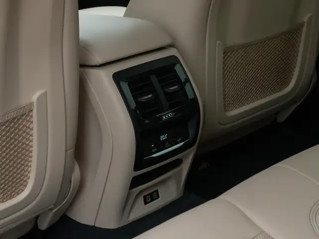 BMW X3 view 27