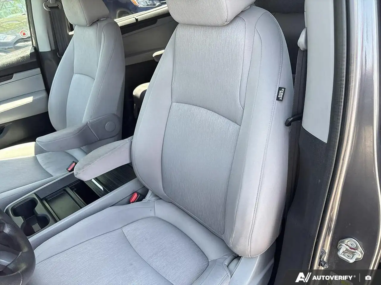 Honda Odyssey снимка Honda Odyssey