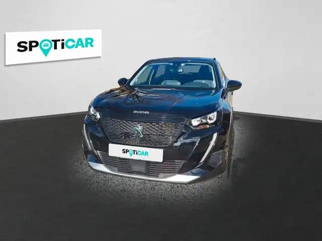 Peugeot 2008 e-2008 Allure 11KW 3-Phasig, Keyless, RFK